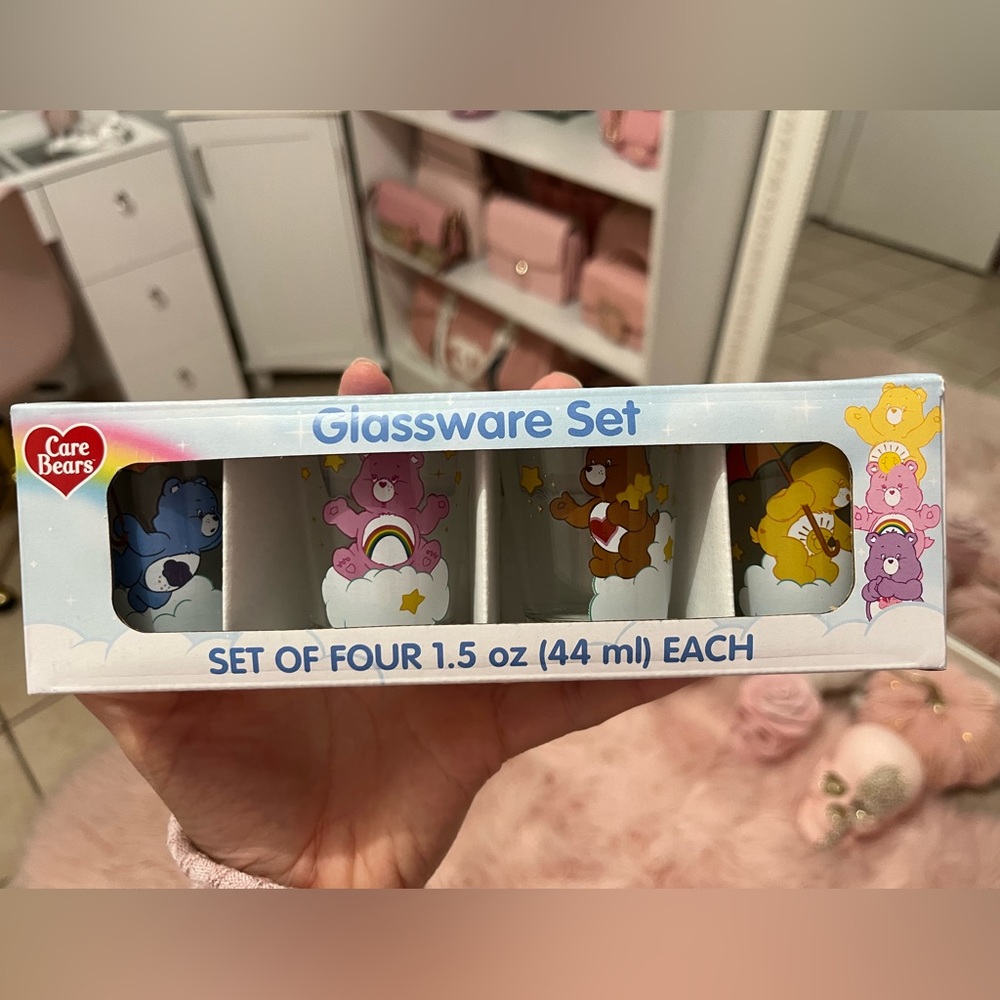 Care Bears shot glass set